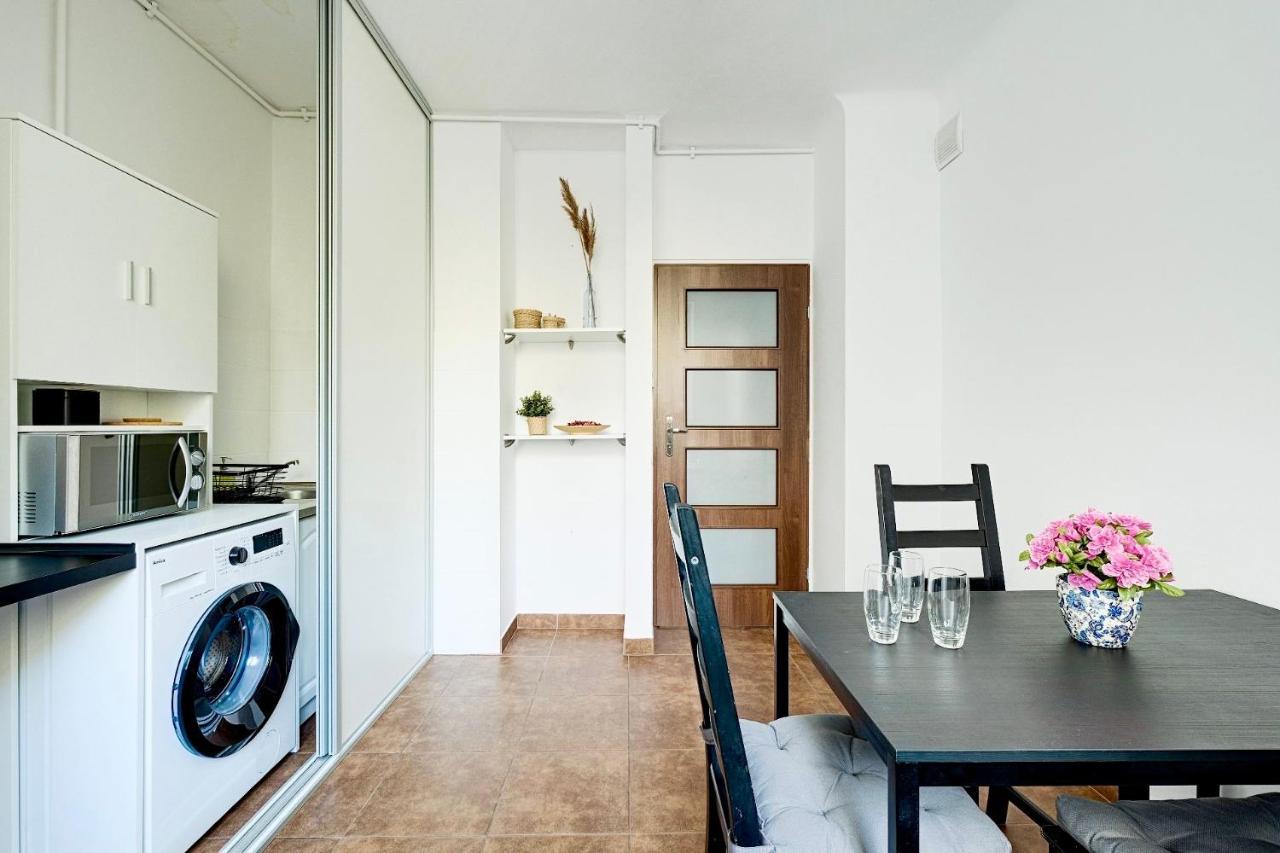 Charming Apartment In The City Center 바르샤바 외부 사진