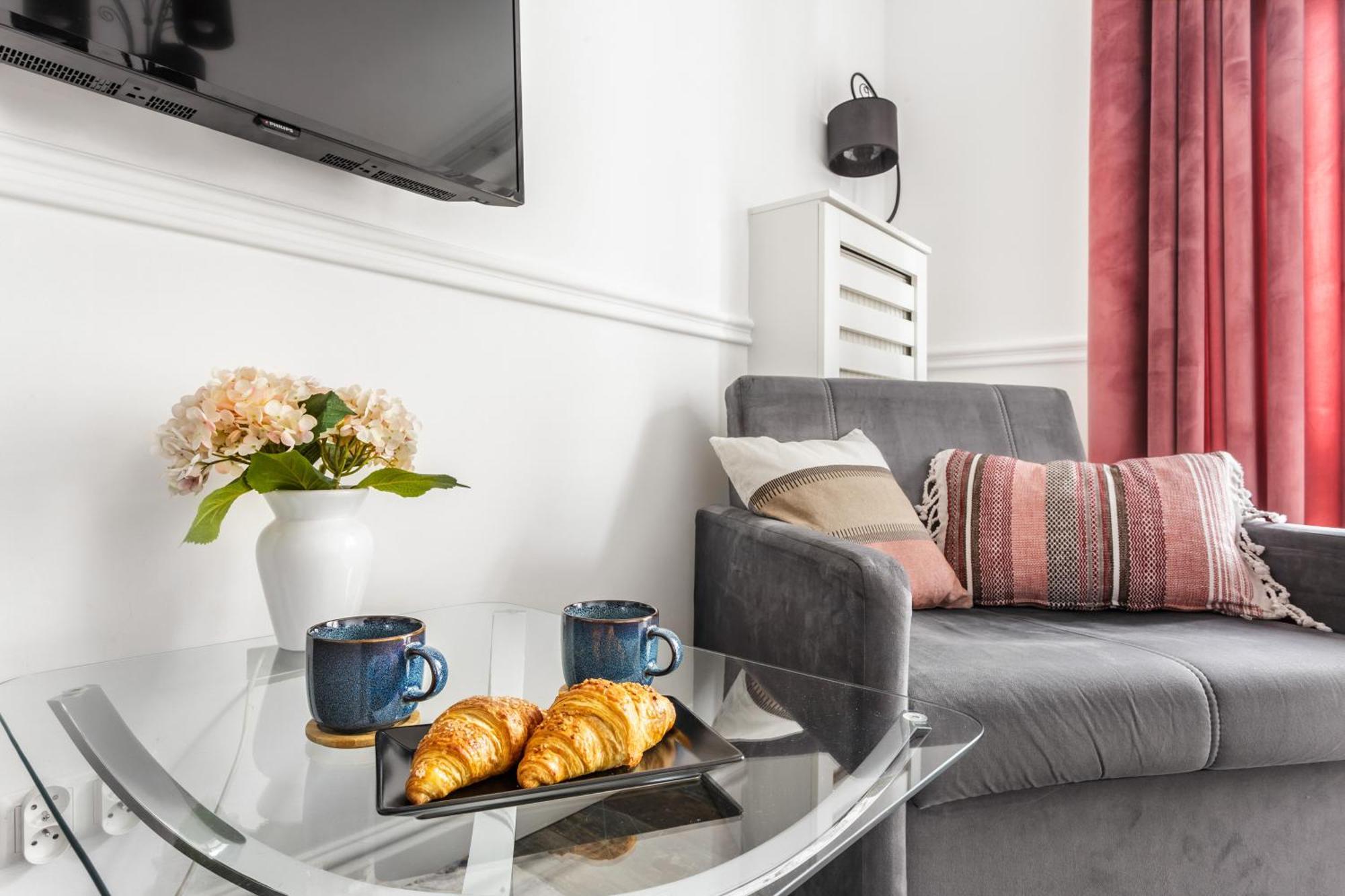 Charming Apartment In The City Center 바르샤바 외부 사진