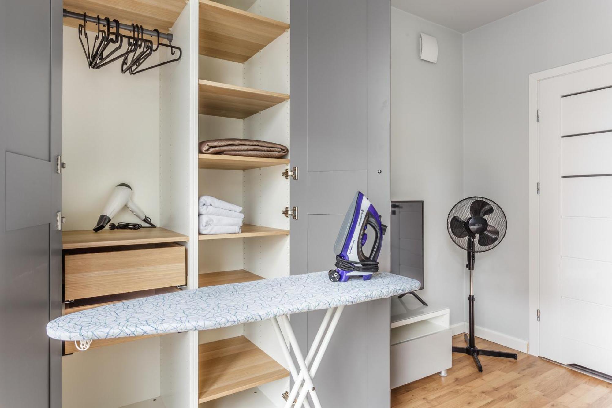 Charming Apartment In The City Center 바르샤바 외부 사진